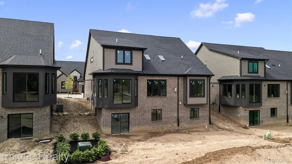 3316 Cornerstone Drive #3 Orion Charter Township, MI 48360