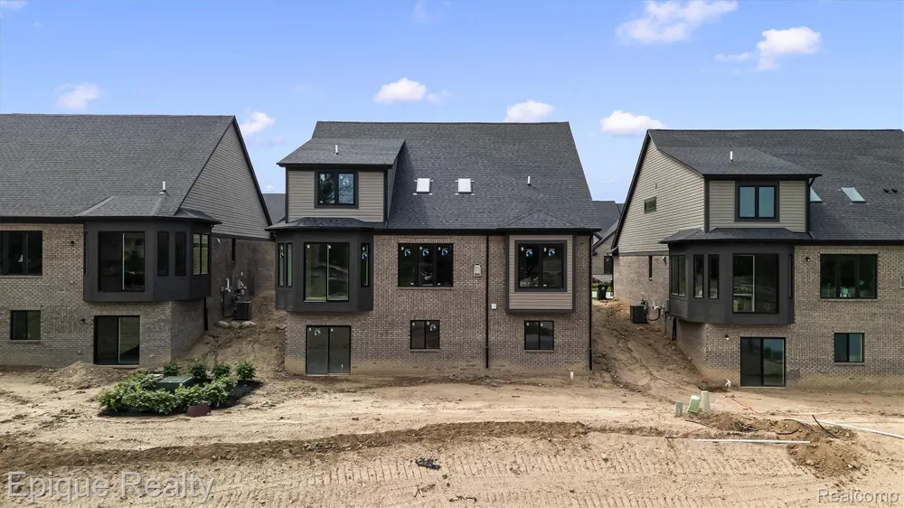 3316 Cornerstone Drive #3 Orion Charter Township, MI 48360
