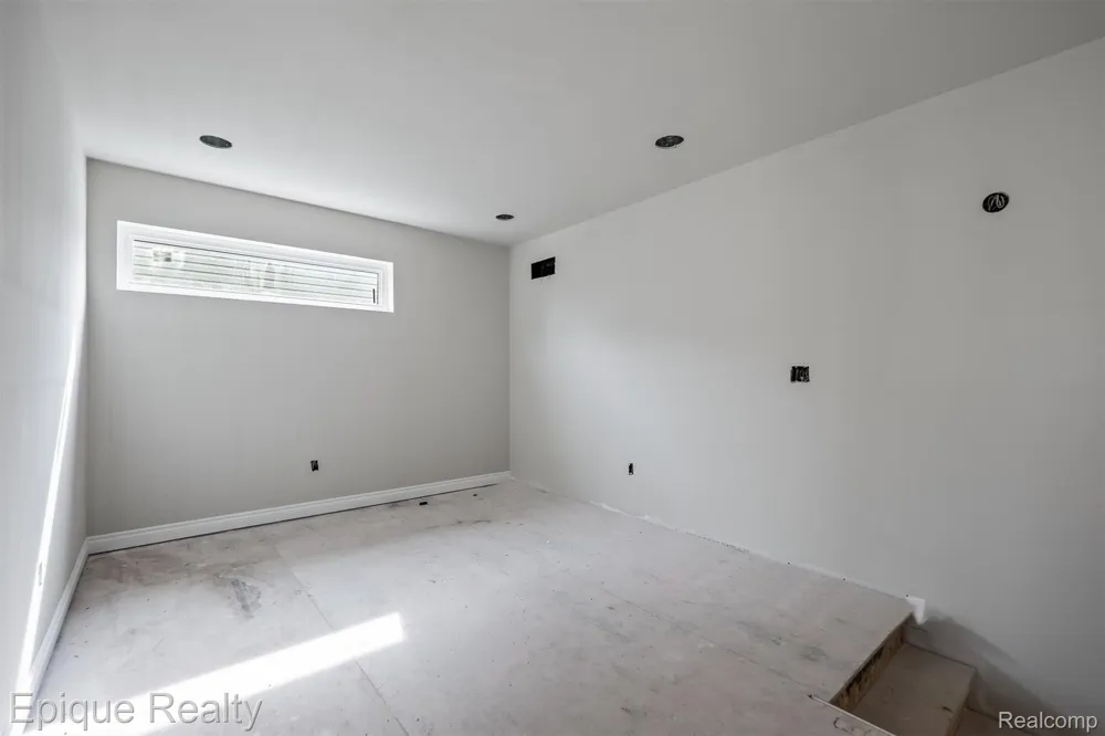 3316 Cornerstone Drive #3 Orion Charter Township, MI 48360