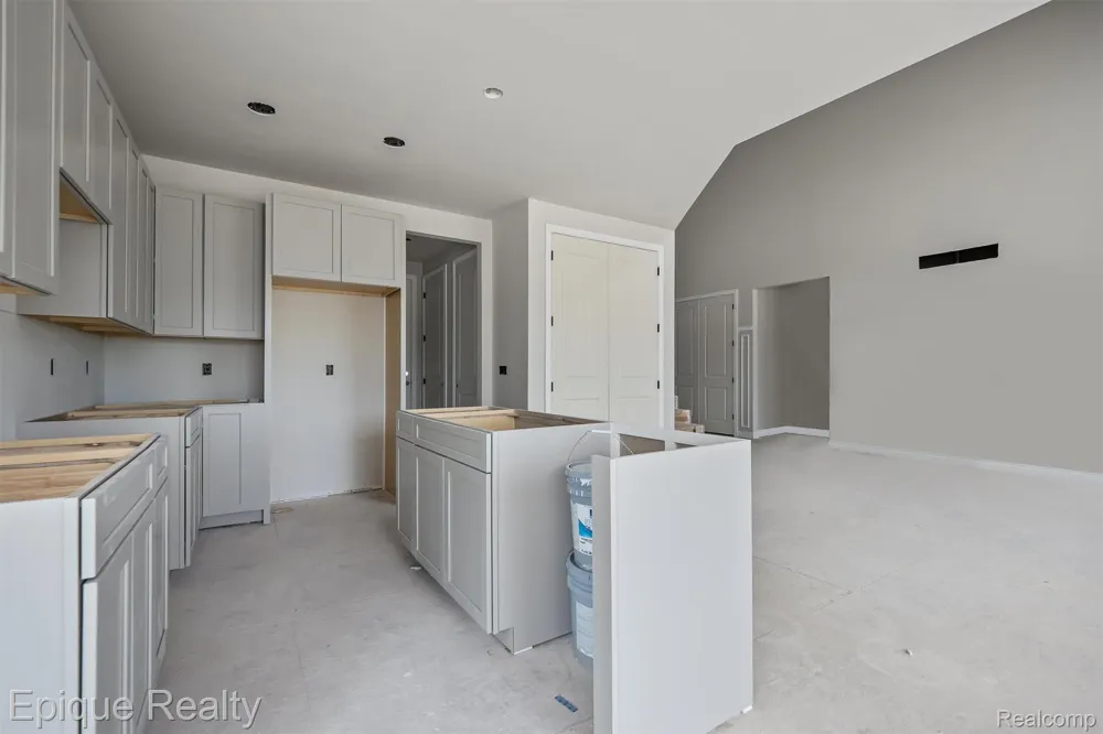 3316 Cornerstone Drive #3 Orion Charter Township, MI 48360