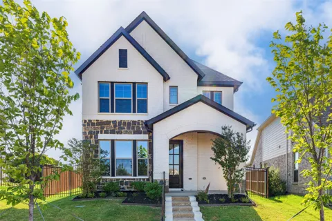 905 Carnation Drive