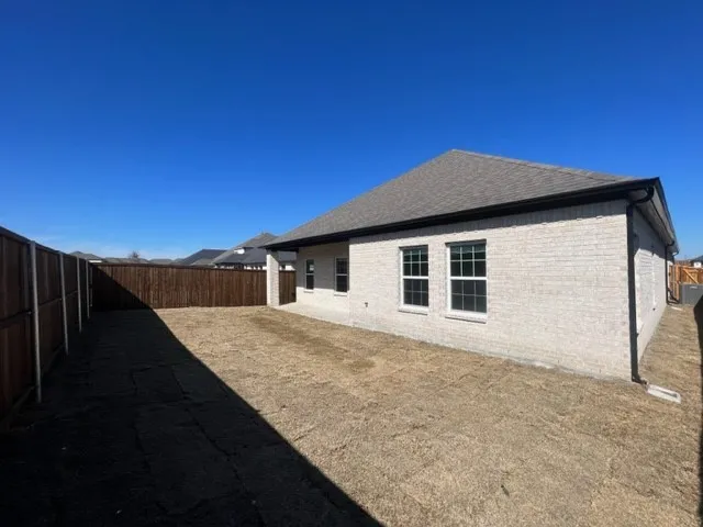 366 Waters Ridge Drive Lavon, TX 75166