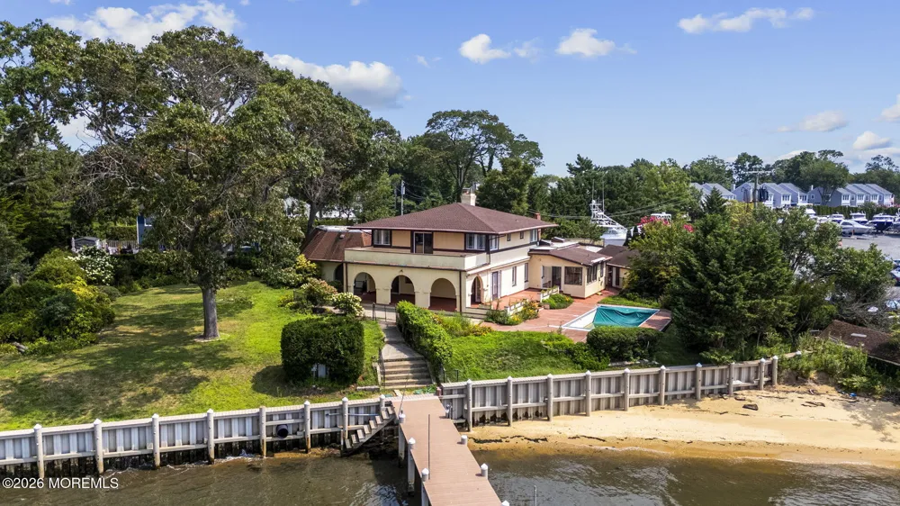 909 River Oaks Lane Point Pleasant, NJ 08742