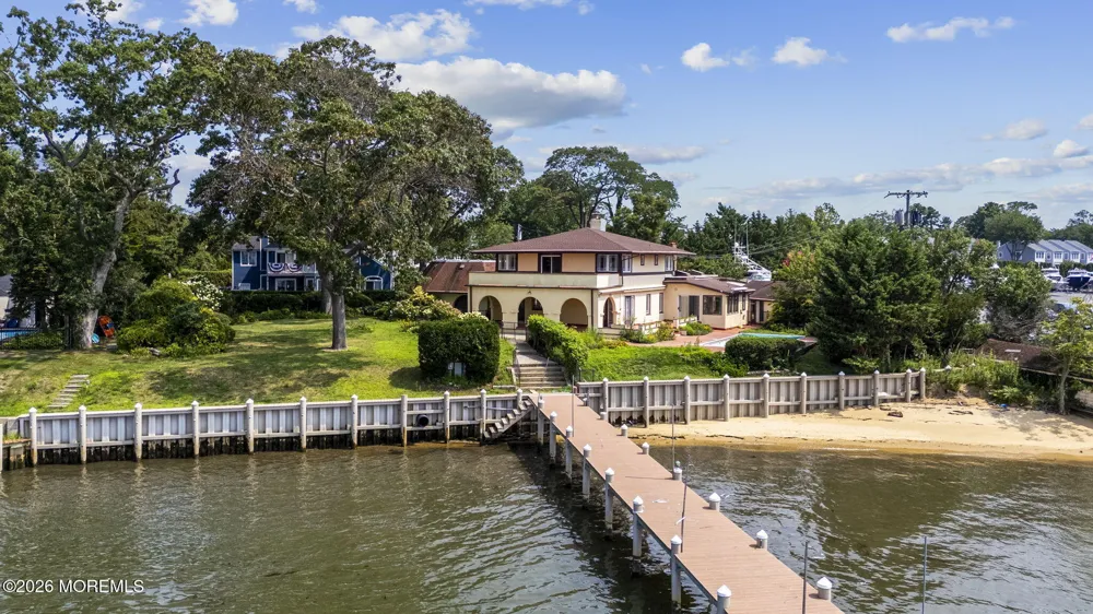 909 River Oaks Lane Point Pleasant, NJ 08742