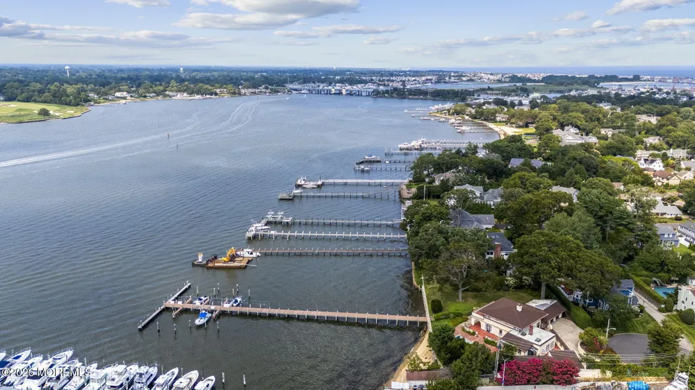 909 River Oaks Lane Point Pleasant, NJ 08742