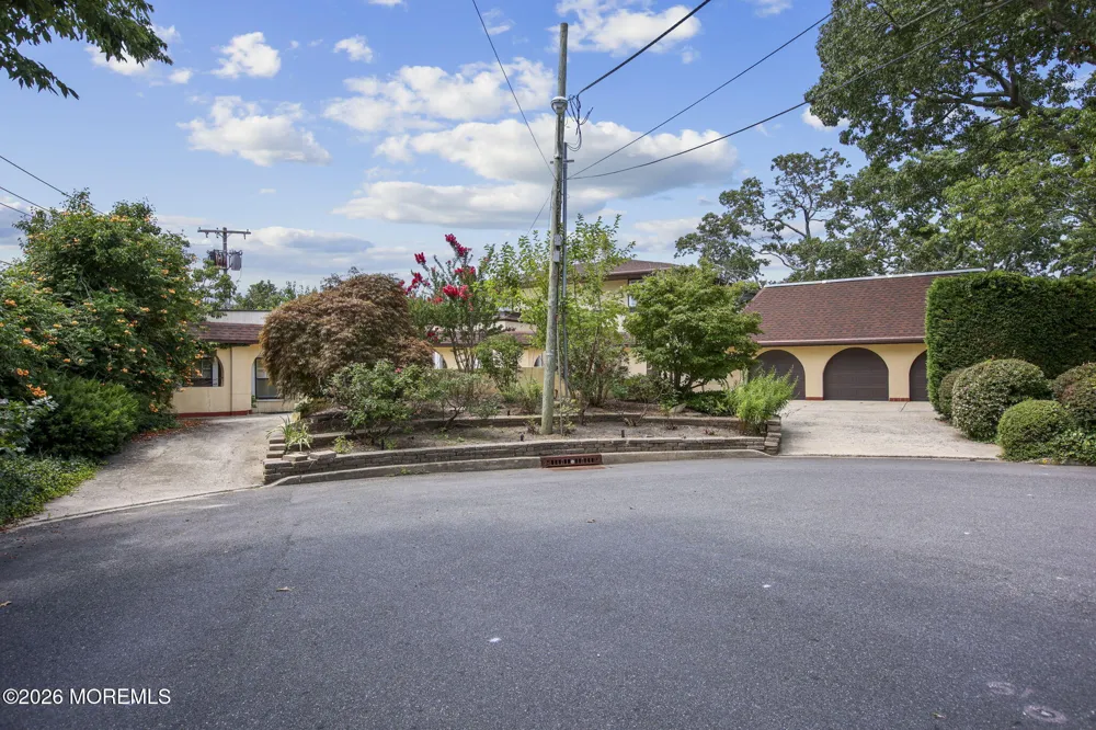 909 River Oaks Lane Point Pleasant, NJ 08742