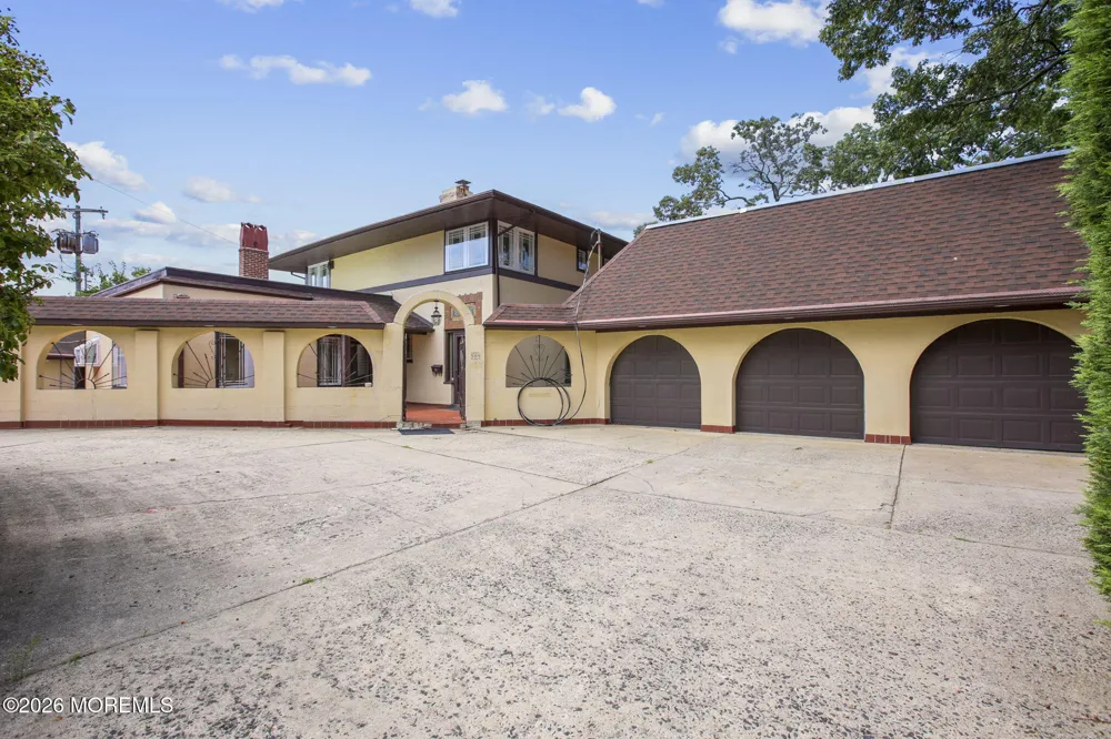 909 River Oaks Lane Point Pleasant, NJ 08742