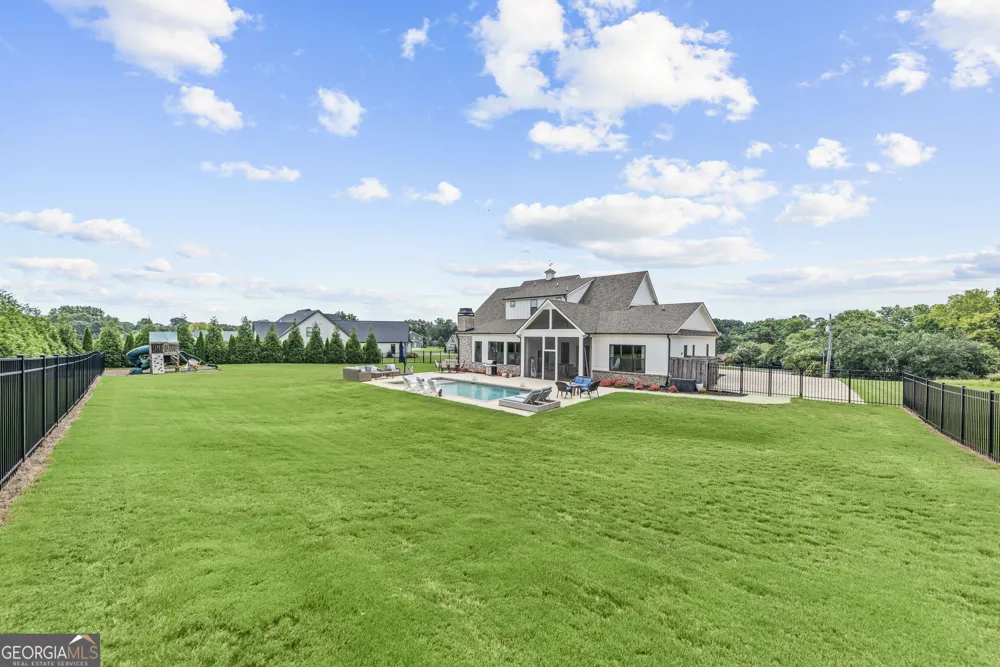 1901 Askew RD Greensboro, GA 30642