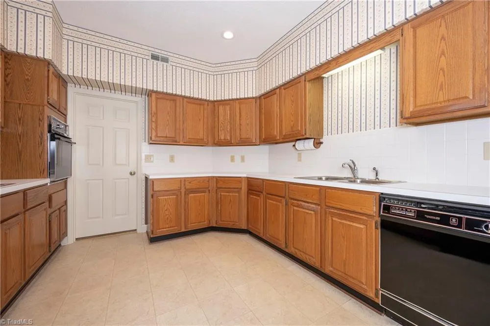 144 Warwicke Place Bermuda Run, NC 27006
