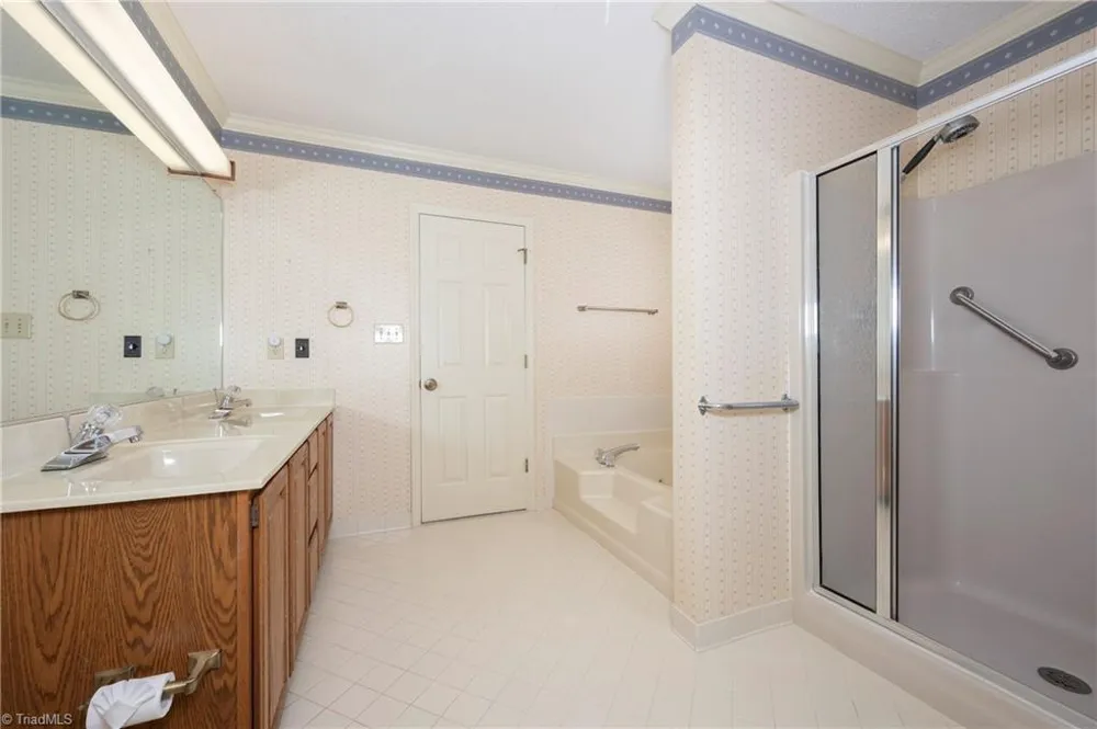 144 Warwicke Place Bermuda Run, NC 27006