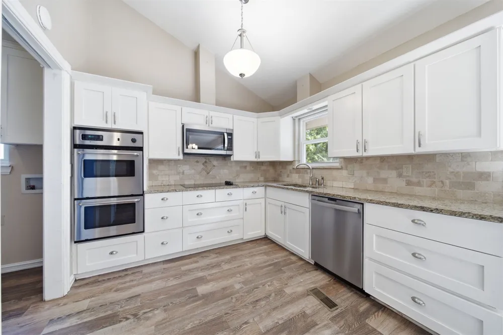 6635 S 222nd EastAvenue Broken Arrow, OK 74014