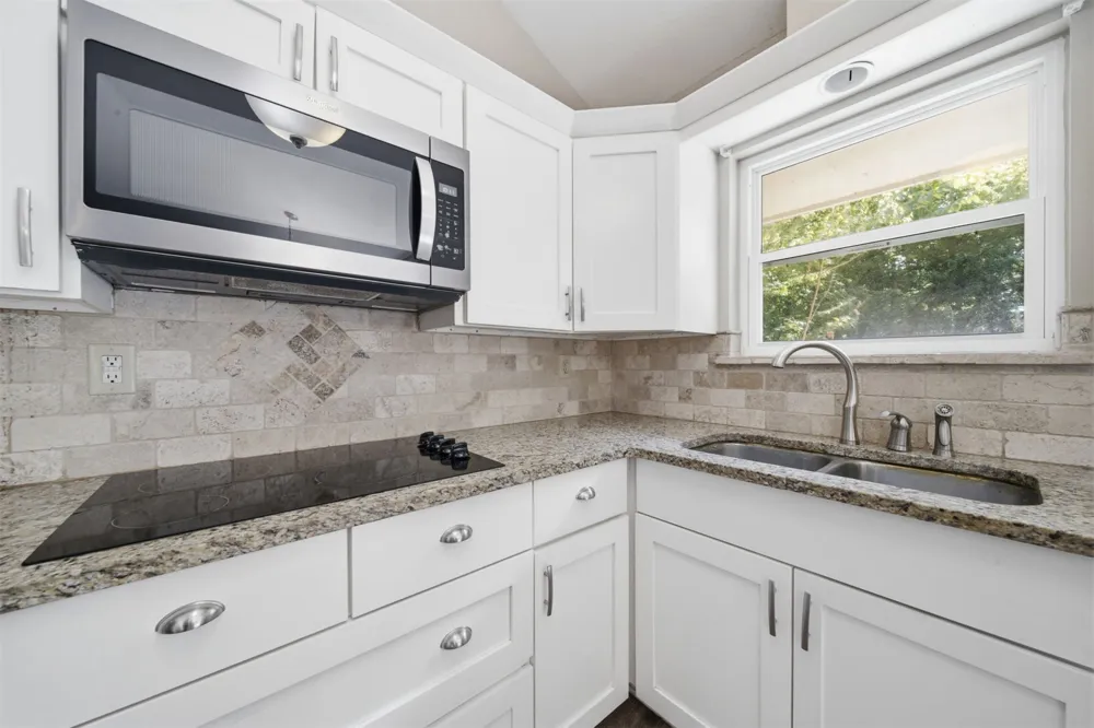 6635 S 222nd EastAvenue Broken Arrow, OK 74014