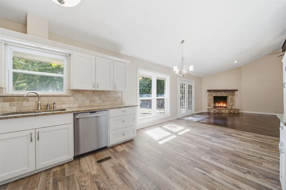 6635 S 222nd EastAvenue Broken Arrow, OK 74014