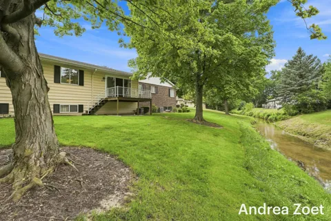 5773 Leisure South Drive SE