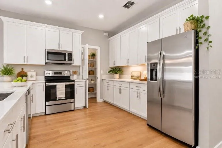 2704 W GRAY STREET #A Tampa, FL 33609