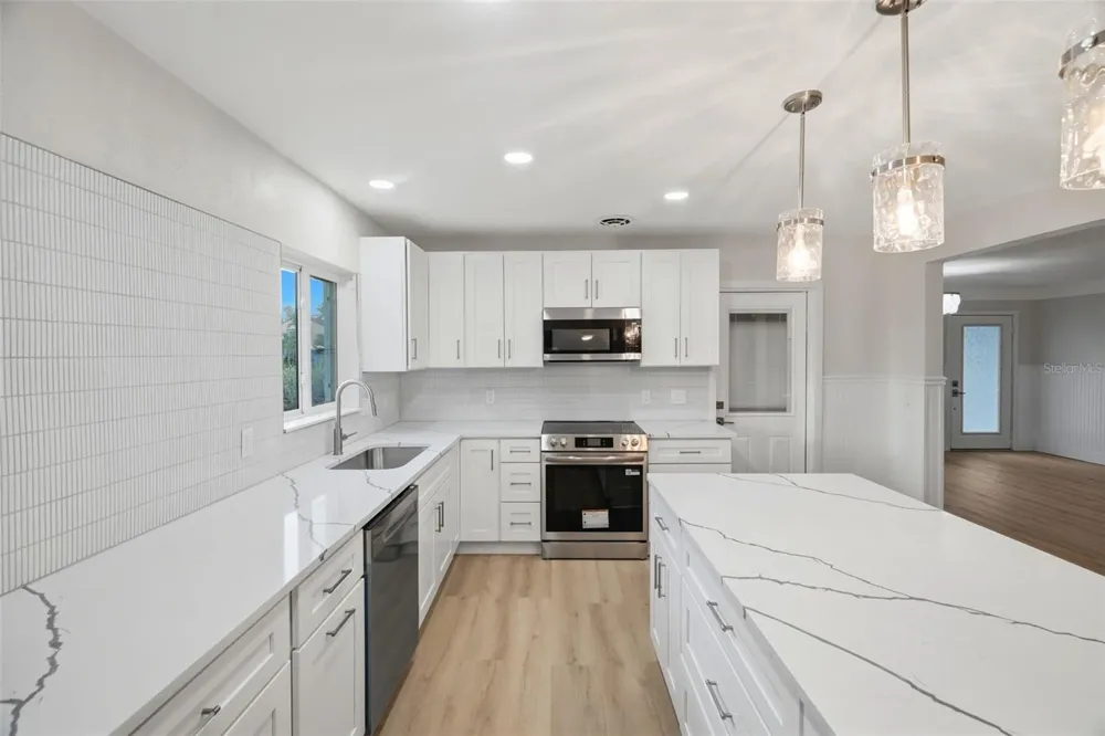 15814 3RD STREET E Redington Beach, FL 33708