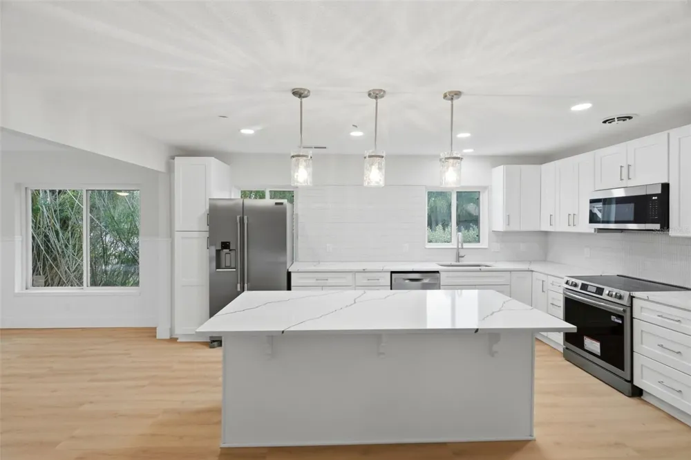 15814 3RD STREET E Redington Beach, FL 33708
