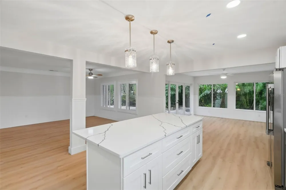 15814 3RD STREET E Redington Beach, FL 33708