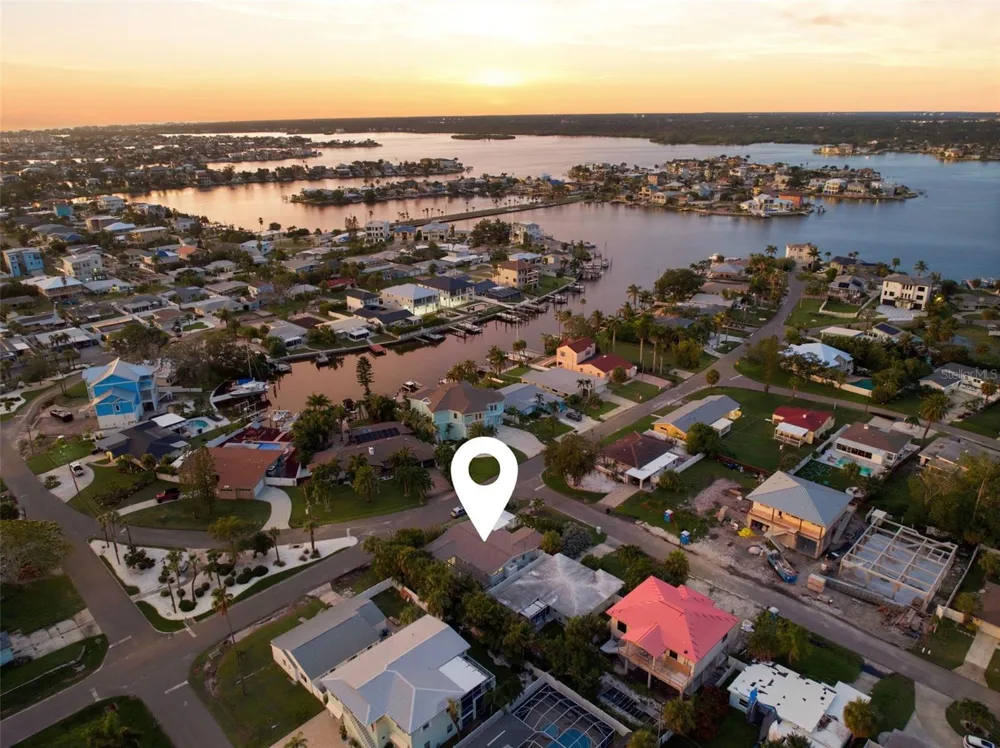 15814 3RD STREET E Redington Beach, FL 33708