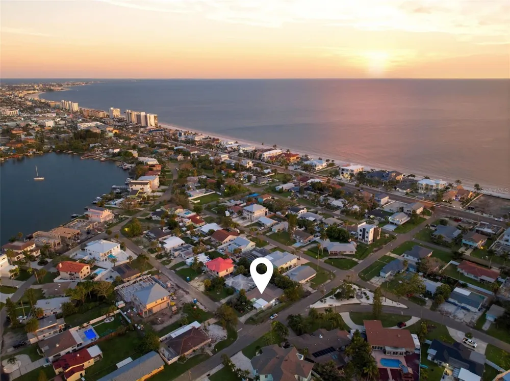 15814 3RD STREET E Redington Beach, FL 33708