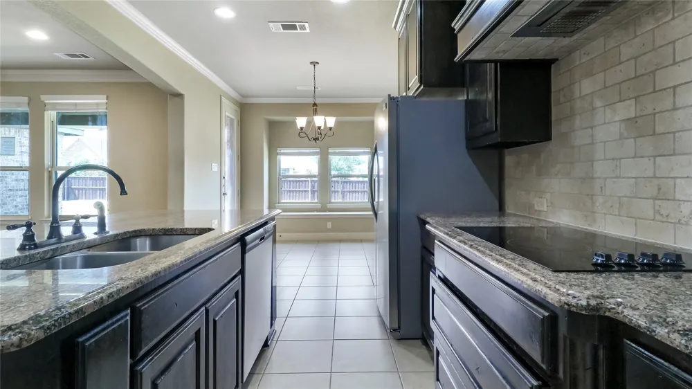 408 Montpelier Lane Ovilla, TX 75154