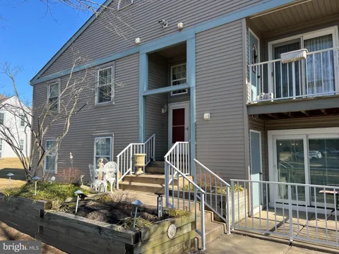 205 SWEETWATER DRIVE