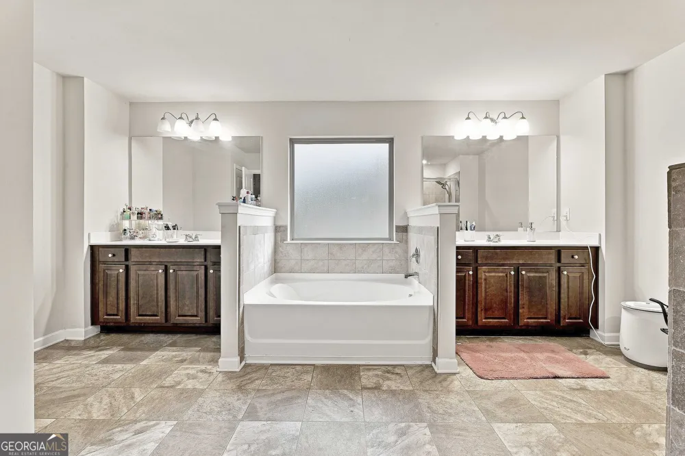 613 Oakville TRL Hampton, GA 30228