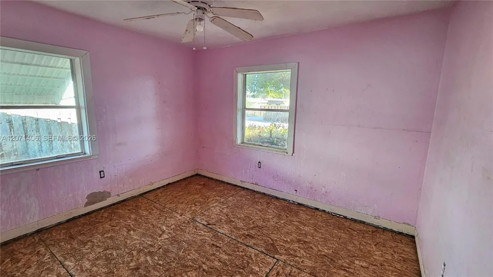214 SW 2nd Pl Dania Beach, FL 33004