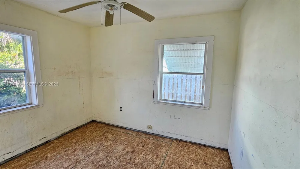 214 SW 2nd Pl Dania Beach, FL 33004