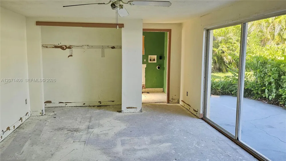 214 SW 2nd Pl Dania Beach, FL 33004