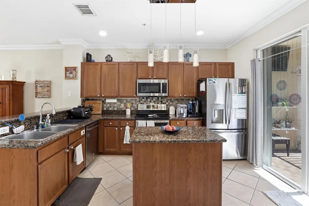 2905 S Greenleaf Circle Boynton Beach, FL 33426