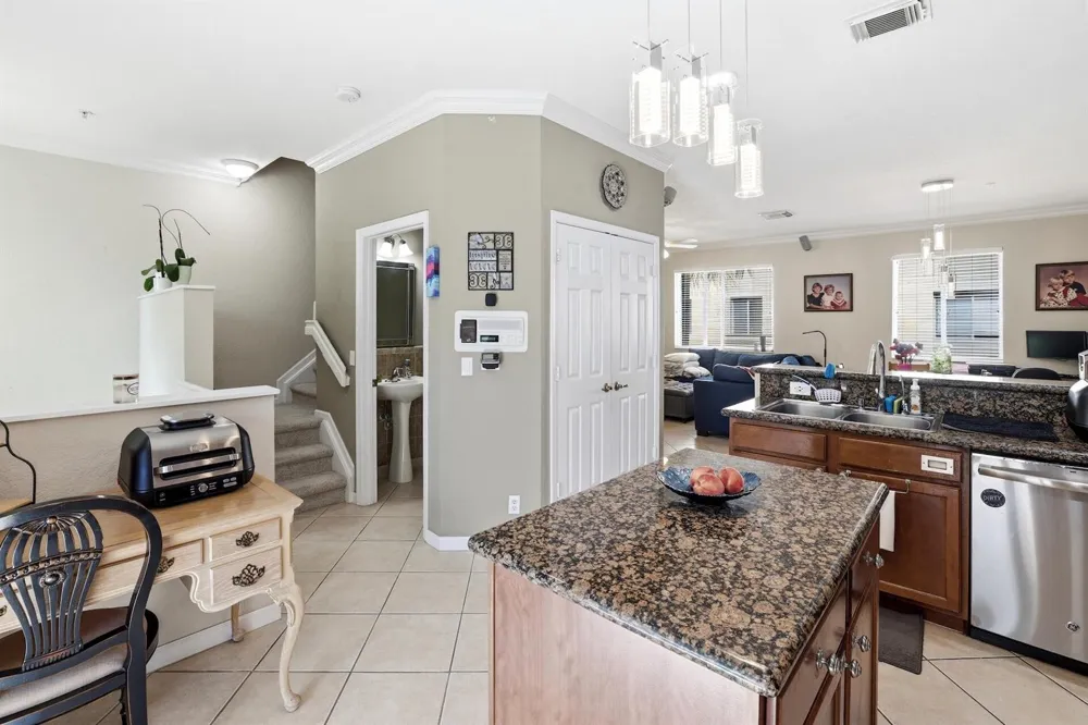 2905 S Greenleaf Circle Boynton Beach, FL 33426