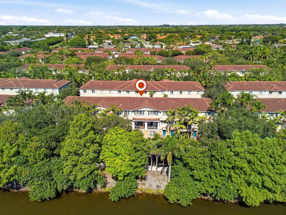 2905 S Greenleaf Circle Boynton Beach, FL 33426