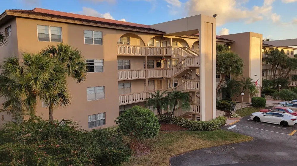 4401 MARTINIQUE COURT #D4 Coconut Creek, FL 33066