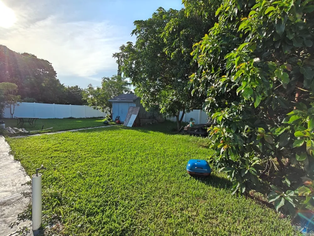 324 Mid Pines Road Palm Springs, FL 33461