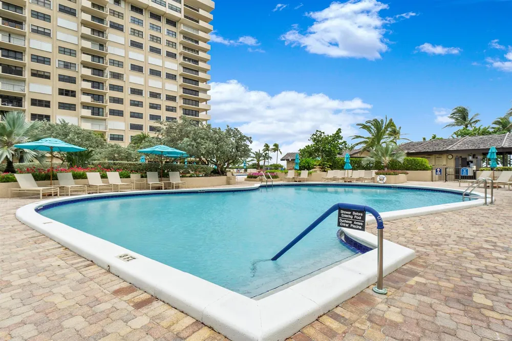 4900 OCEAN BOULEVARD #416 Lauderdale By The Sea, FL 33308