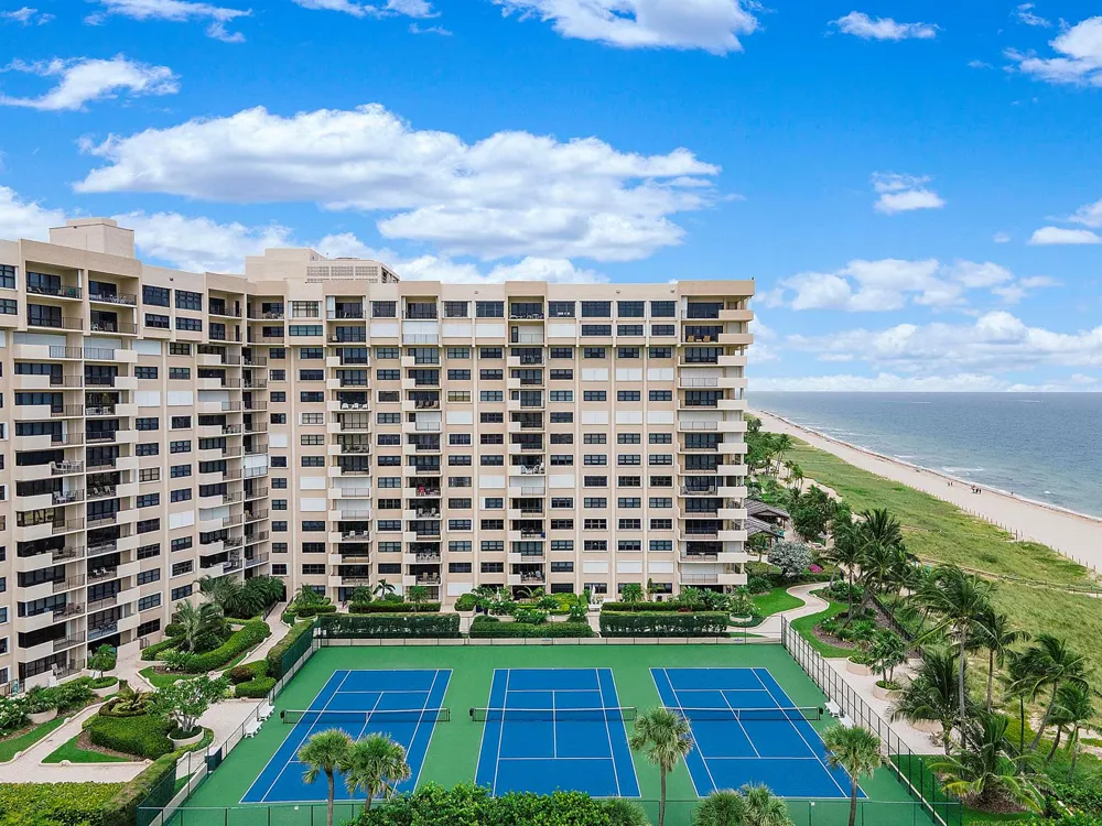 4900 OCEAN BOULEVARD #416 Lauderdale By The Sea, FL 33308