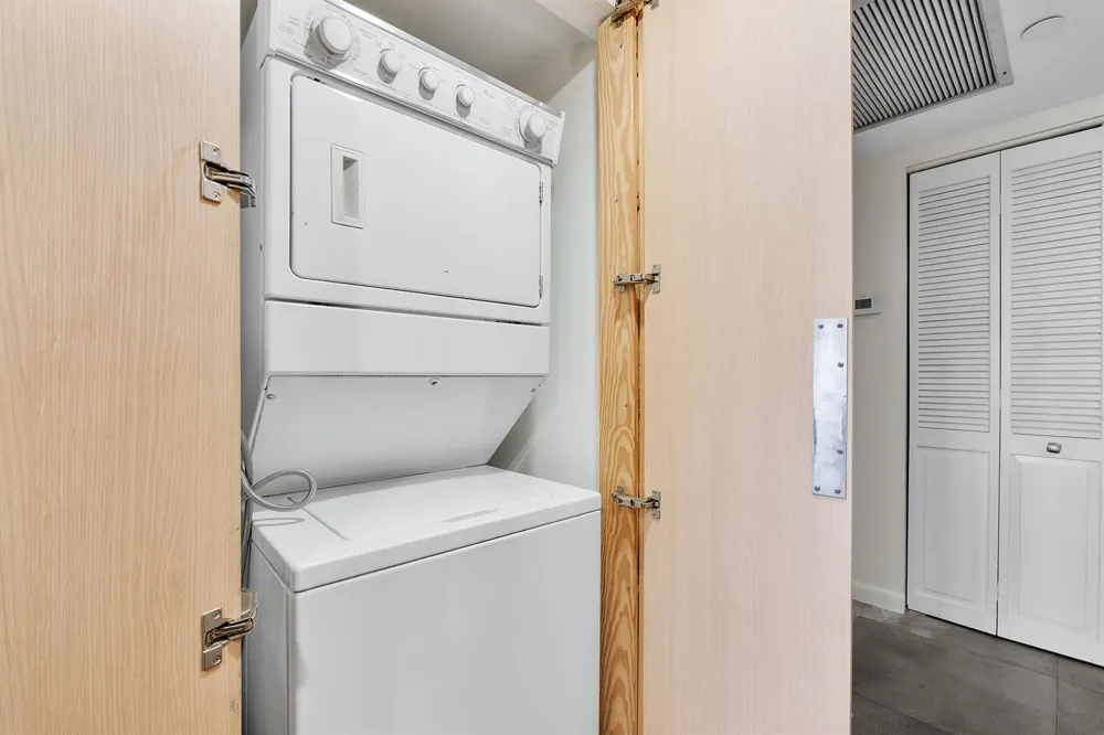 4900 OCEAN BOULEVARD #416 Lauderdale By The Sea, FL 33308