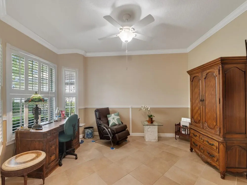 3153 ASHFORD SQUARE Vero Beach, FL 32966
