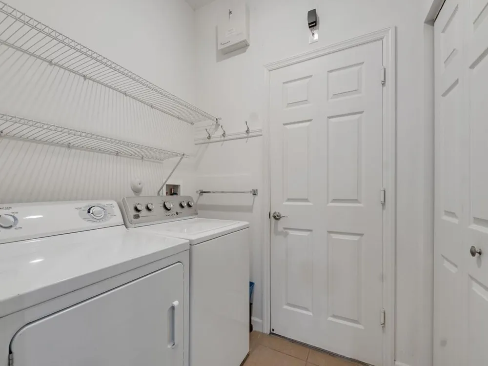 3153 ASHFORD SQUARE Vero Beach, FL 32966