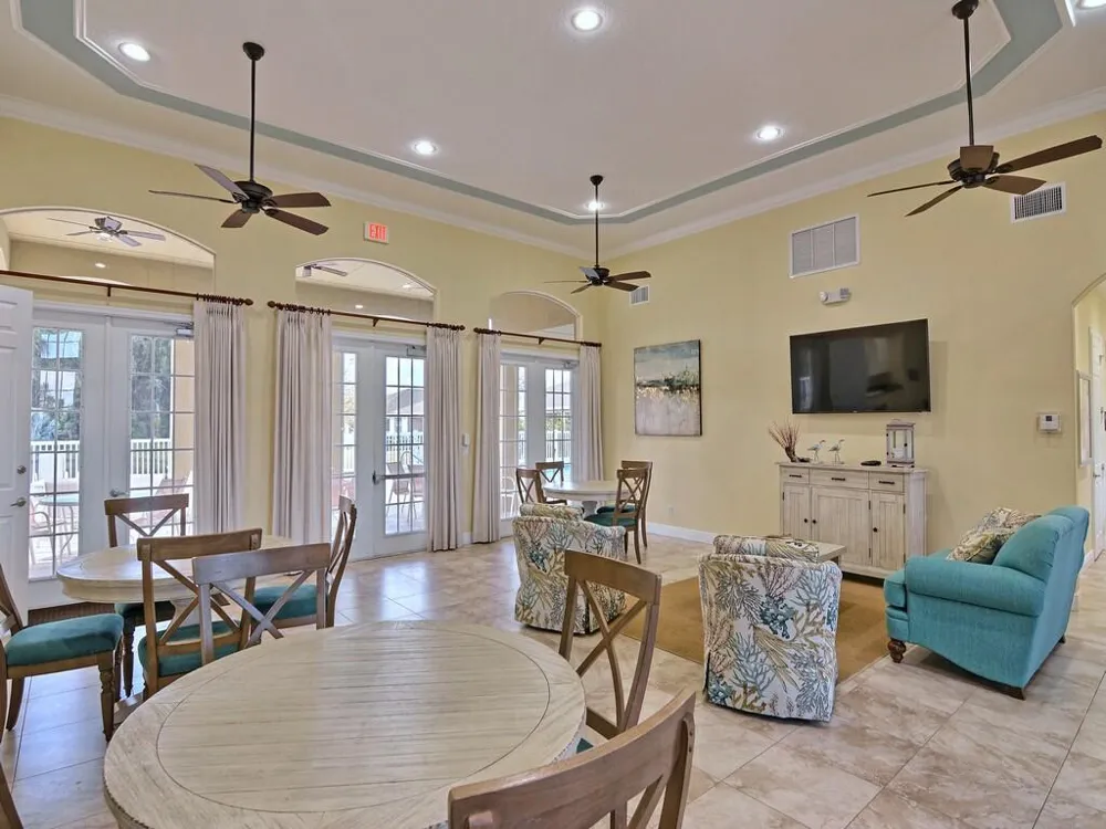 3153 ASHFORD SQUARE Vero Beach, FL 32966