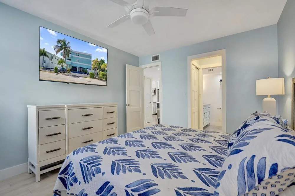 4549 Ocean Drive #1 Lauderdale By The Sea, FL 33308