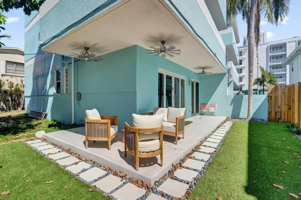 4549 Ocean Drive #1 Lauderdale By The Sea, FL 33308