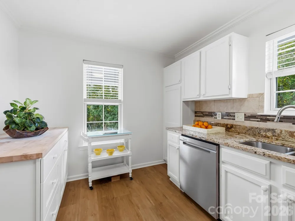 4402 Marble Way Asheville, NC 28806