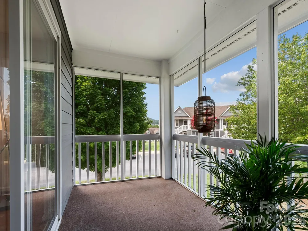 4402 Marble Way Asheville, NC 28806