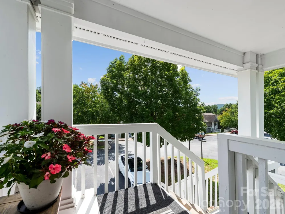 4402 Marble Way Asheville, NC 28806