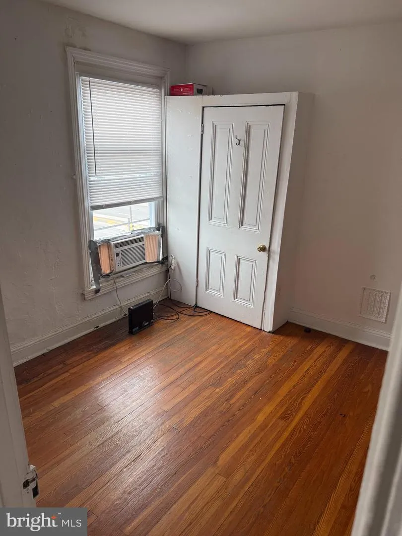 534 W GIRARD AVENUE #2 Philadelphia, PA 19123