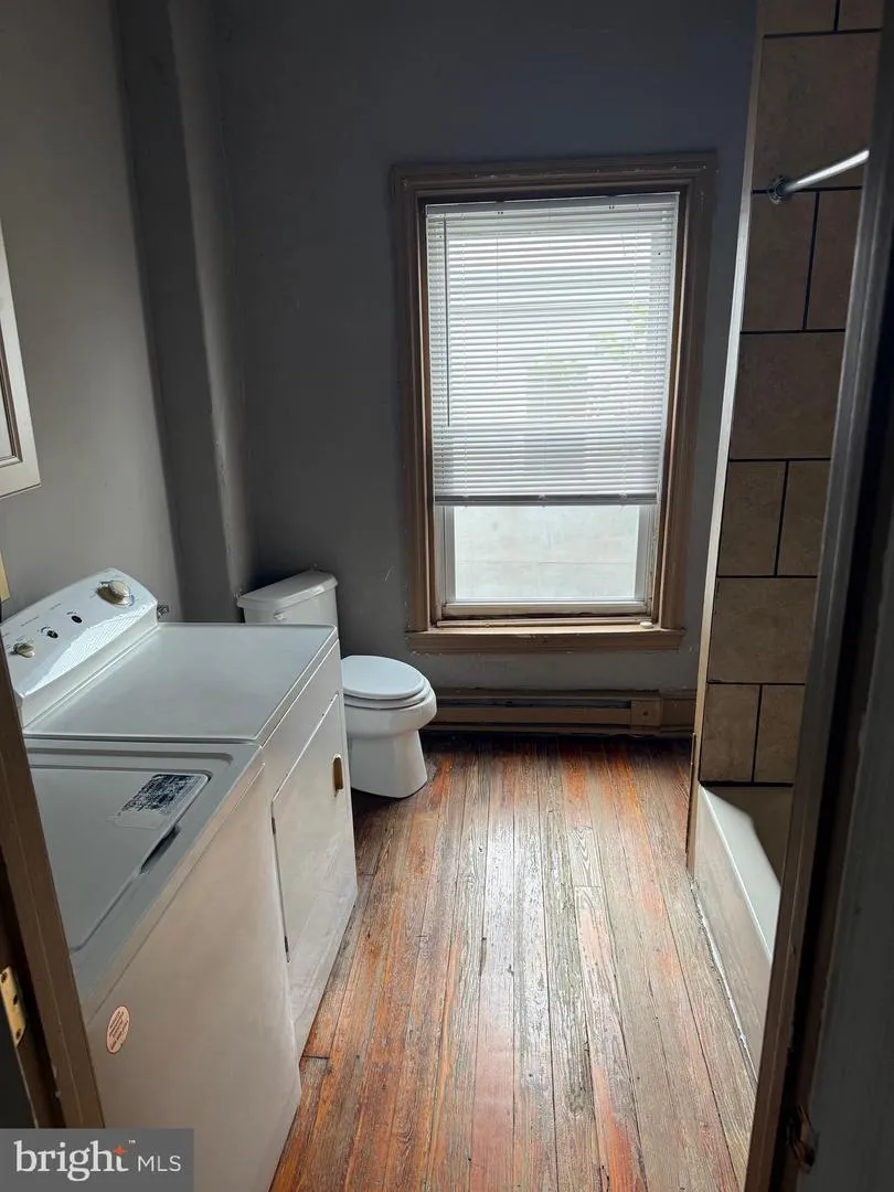 534 W GIRARD AVENUE #2 Philadelphia, PA 19123