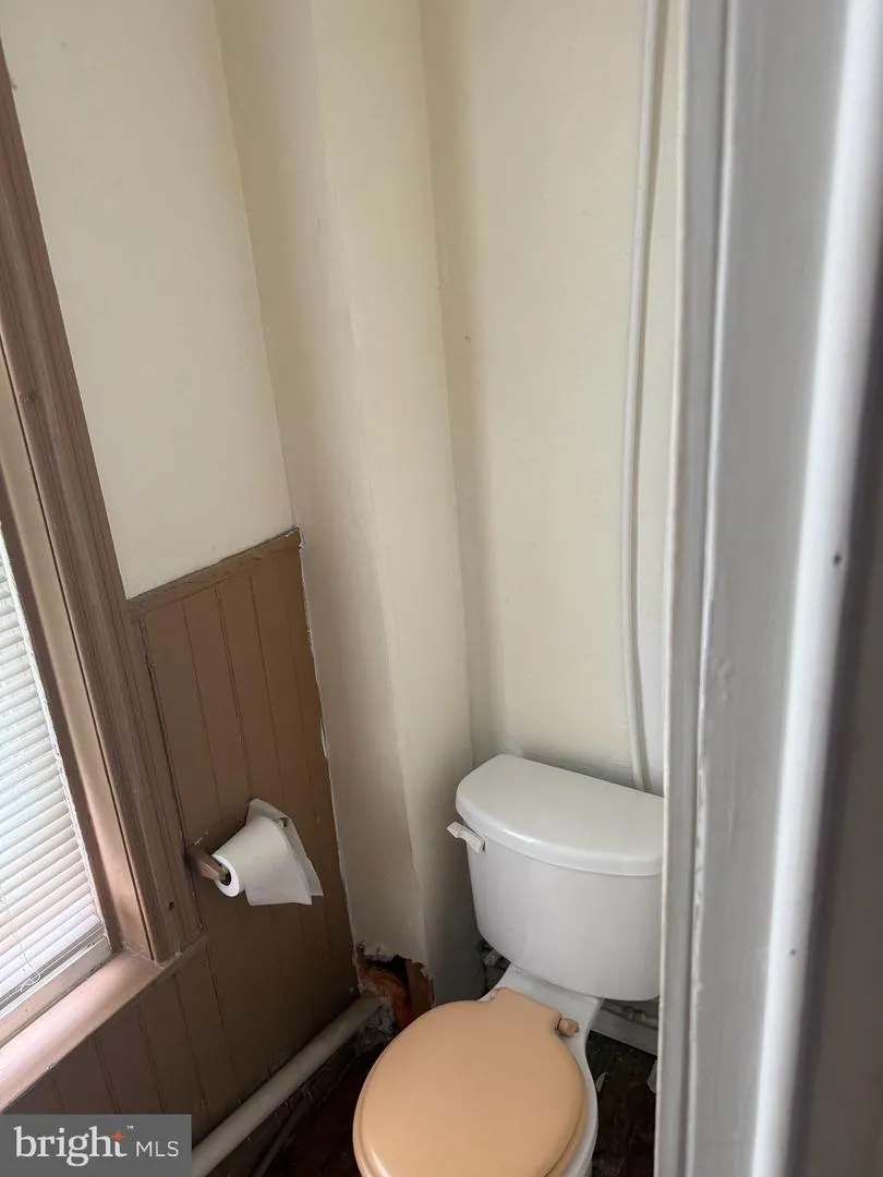 534 W GIRARD AVENUE #2 Philadelphia, PA 19123