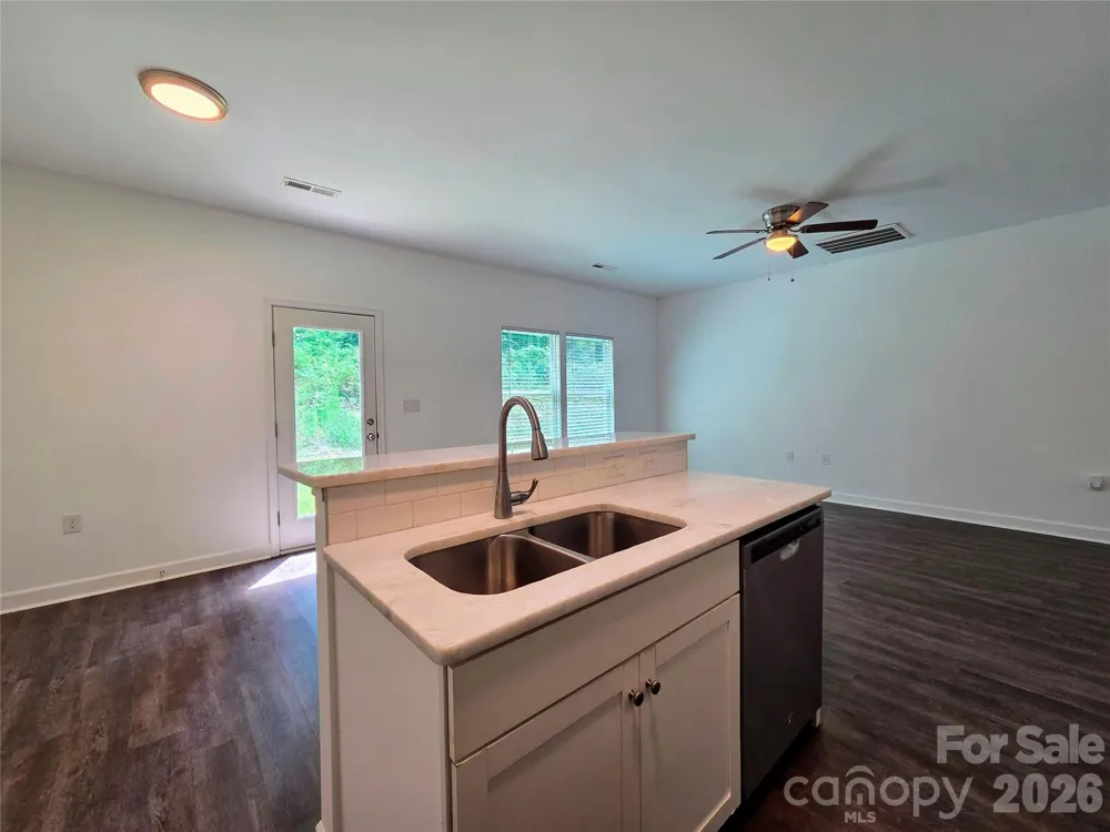 1121 Cleveland Avenue Gastonia, NC 28052